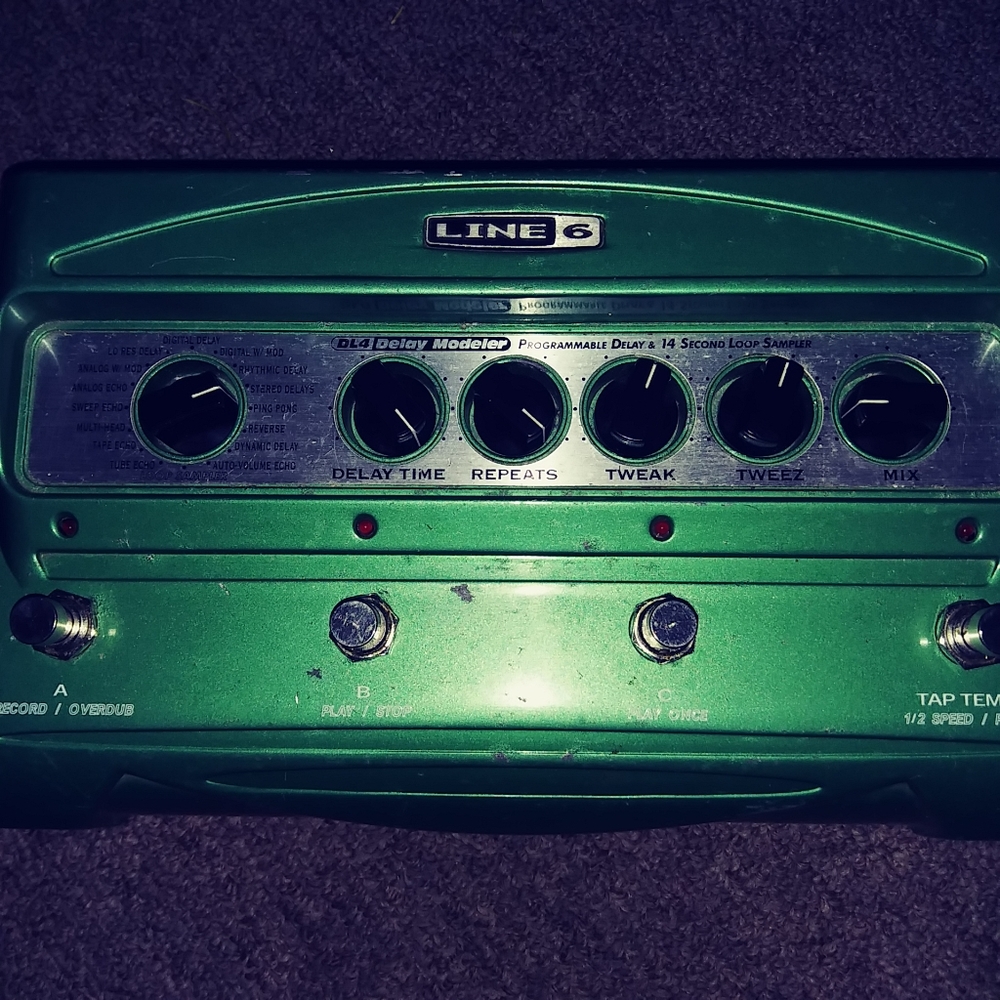 LINE 6 DL 4 effects modulator pedal **Vintage**